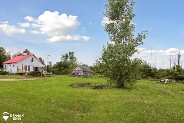 Columbiaville, MI 48421,4060 Columbiaville RD