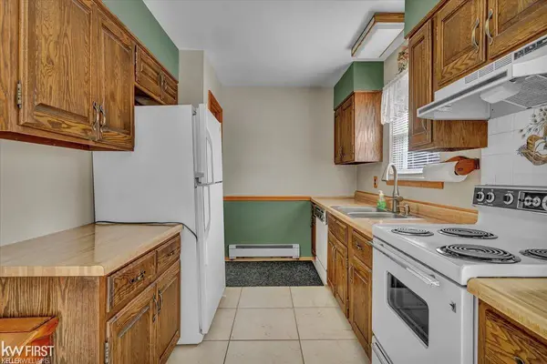 Allenton, MI 48002,16045 Hough RD