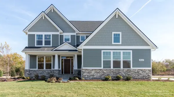 Whitmore Lake, MI 48189,5928 Harbor Trail DR #136