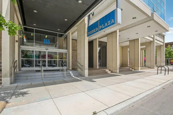 Ann Arbor, MI 48104,555 E WILLIAM ST #2G