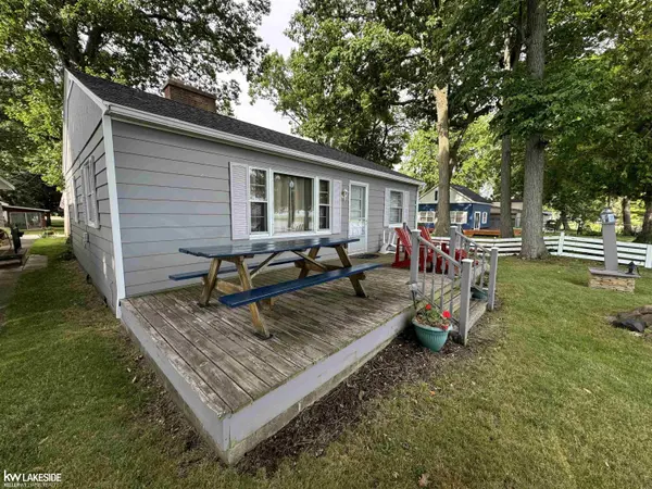 Bay Port, MI 48720,9896 Lakeside DR