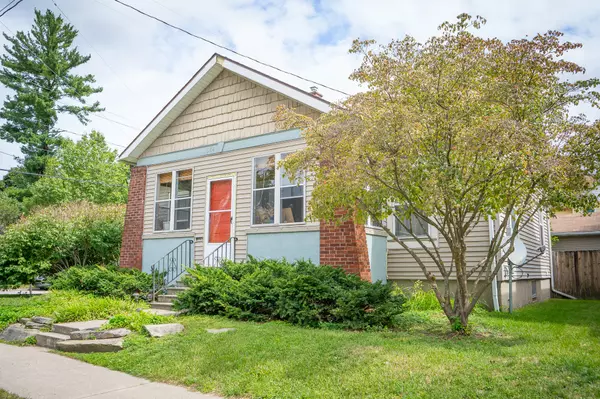 Grand Rapids, MI 49504,564 Garfield AVE NW