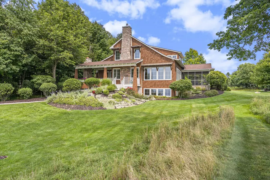 7141 Suequehanna LN, Fennville, MI 49408