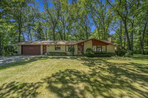 Fennville, MI 49408,5286 124th AVE