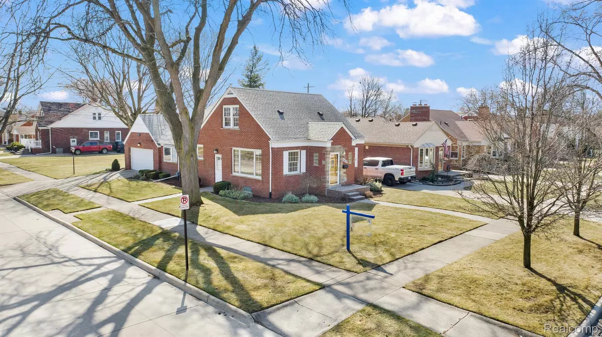 Allen Park, MI 48101,16805 PHILOMENE BLVD