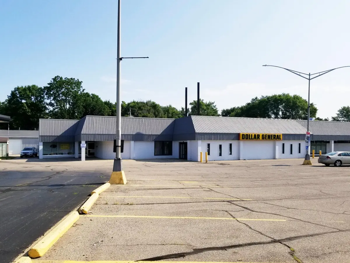 4524 Page AVE, Leoni Twp, MI 49254