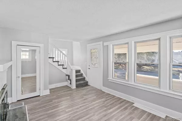 Westland, MI 48186,2705 S CHRISTINE