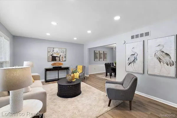 West Bloomfield, MI 48323,3495 MACNICHOL TRL