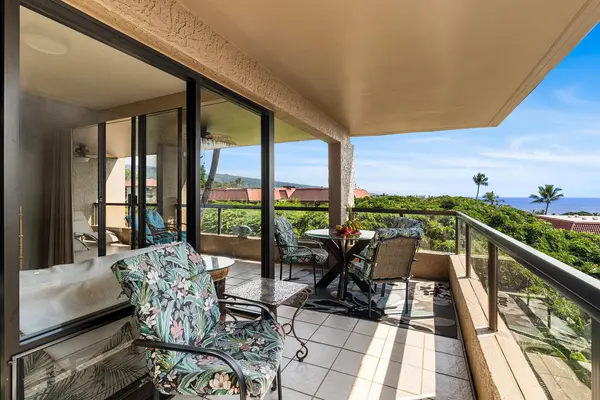 Kailua-kona, HI 96740,75-5865 WALUA RD #C614