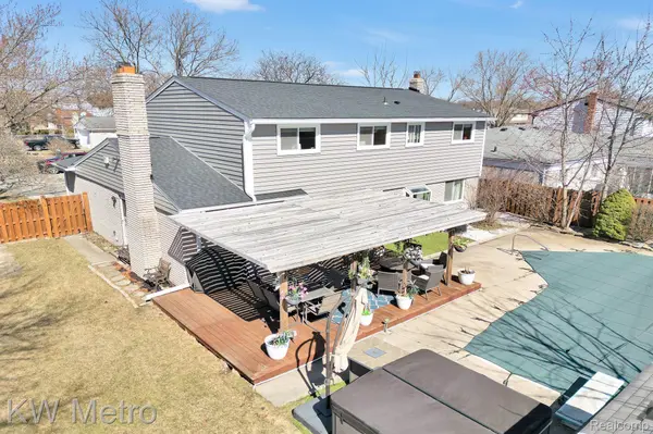 Sterling Heights, MI 48310,4118 NICKOLAS DR