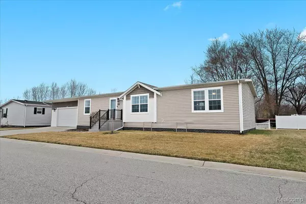 South Lyon, MI 48178,11209 SPRING ARBOR