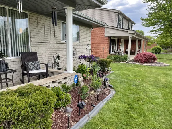 Sterling Heights, MI 48313,8627 Independence DR