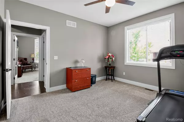 Chesterfield, MI 48051,30034 Danvers DR