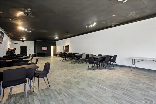 Detroit, MI 48223,18729 Schoolcraft