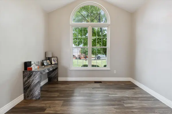 Newport, MI 48166,5405 Spitfire DR