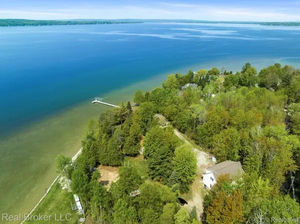 Indian River, MI 49749,1717 WAHBEE AVE