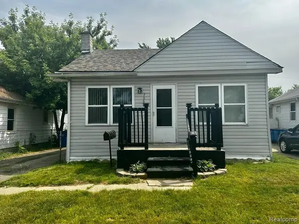 7068 PACKARD AVE, Warren, MI 48091