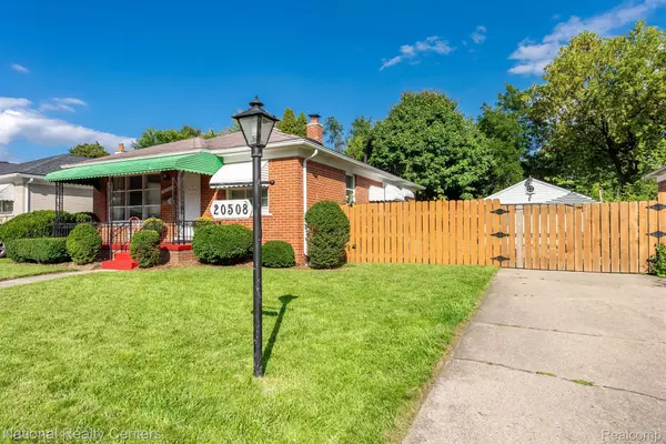 Redford, MI 48240,20508 FOX