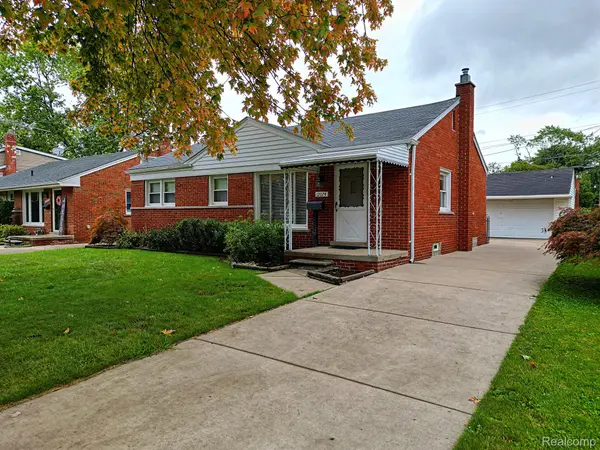 12074 COLUMBIA, Redford, MI 48239