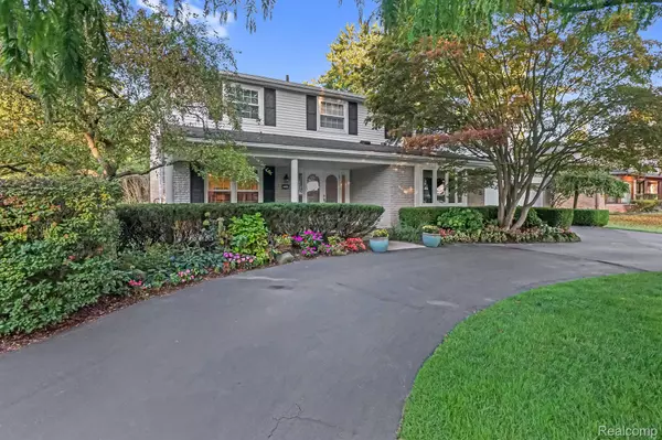 Farmington Hills, MI 48334,32249 Olde Franklin DR