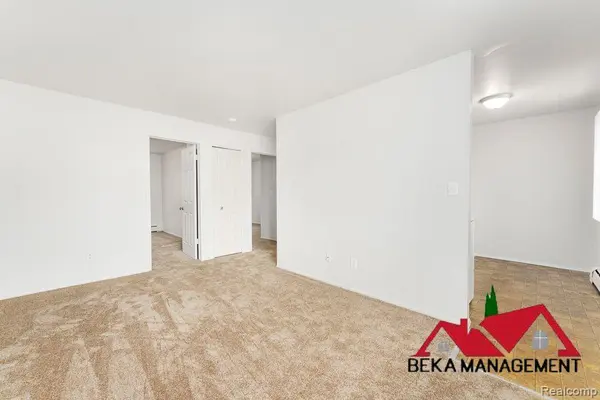 Gibraltar, MI 48173,13883 MIDDLE GIBRALTAR #3, #7