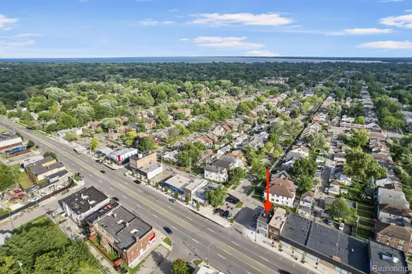 Grosse Pointe Park, MI 48230,15226 MACK AVE