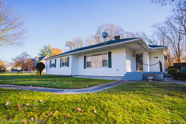 3220 DIXIE CT,  Saginaw,  MI 48601