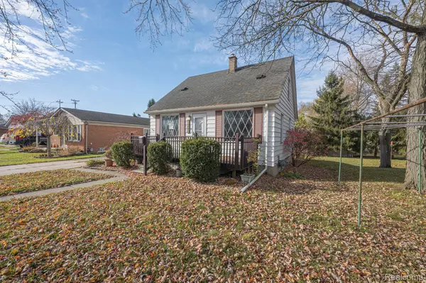 13981 CENTRALIA, Redford, MI 48239