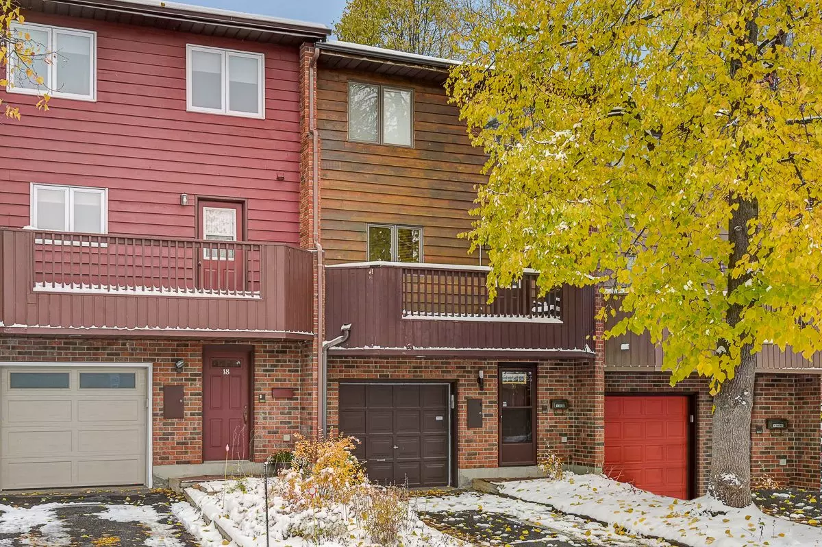 Crystal Bay - Rocky Point - Bayshore, ON K2B 6M6,16 Oakley AVE