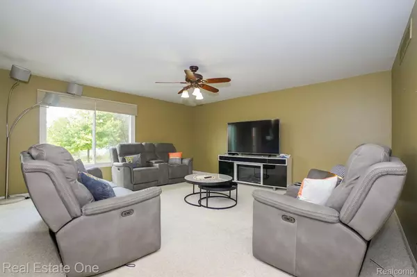 Canton, MI 48188,42087 TRENT DR