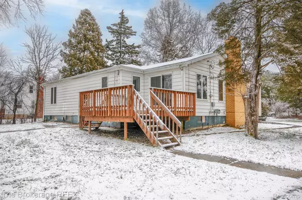 Burton, MI 48509,2083 N VASSAR RD