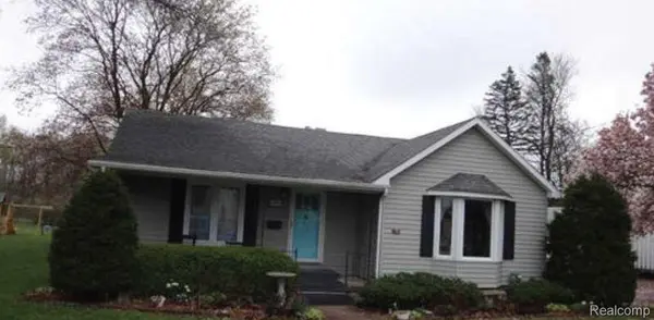 22 E MONROE ST,  Bangor,  MI 49013