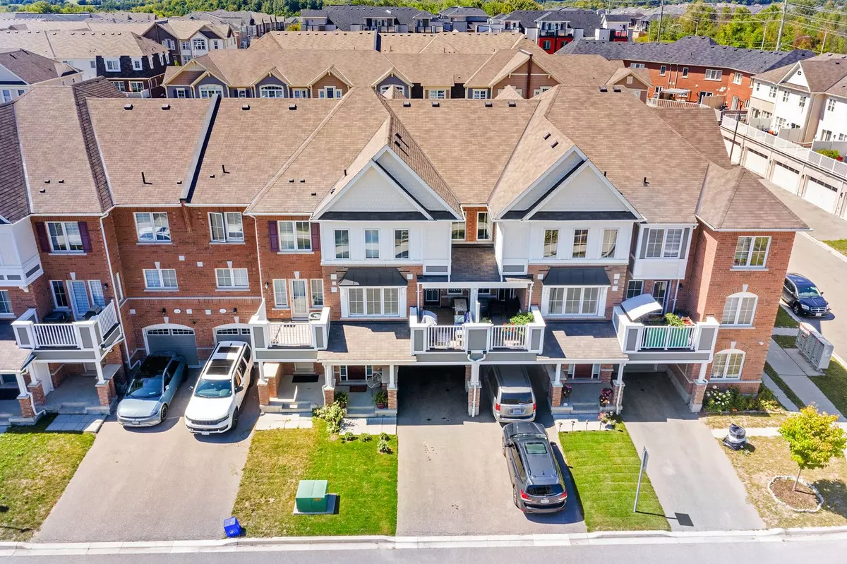 Pickering, ON L1X 0G1,2479 Fall Harvest CRES