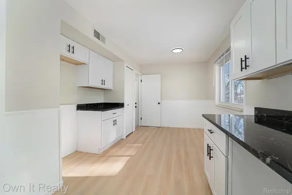 Inkster, MI 48141,28457 Oakwood ST