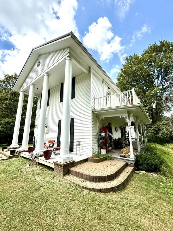 Pomeroy, OH 45769,148 Lincoln Hill