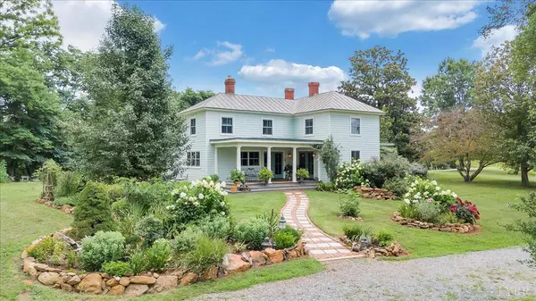 Roseland, VA 22967,785 Jonesboro RD