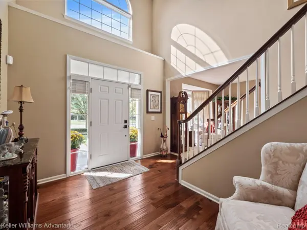 South Lyon, MI 48178,1359 Coach House LN