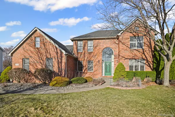 564 CHASSEUR DR, Grand Blanc, MI 48439