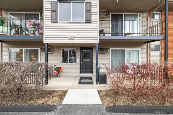 3915 BENJAMIN AVE #1, Royal Oak, MI 48073