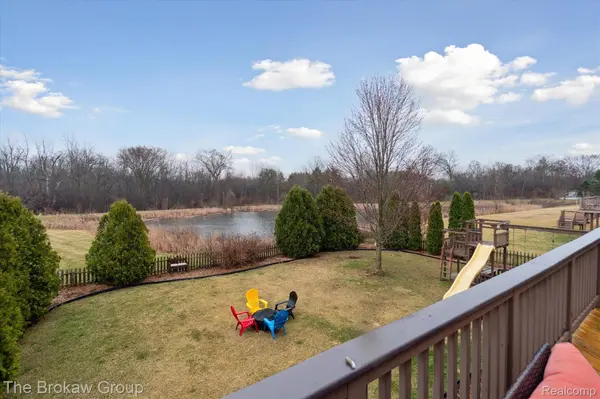 Grand Blanc, MI 48439,5232 NORTHWOOD RD