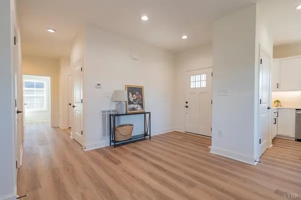 1130 Live Oak CT, Forest, VA 24551