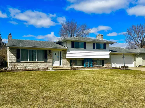 37481 Via Rosalie St ST, Clinton Township, MI 48036