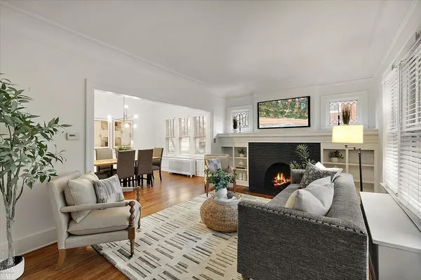 Grosse Pointe Park, MI 48230,1433 Yorkshire RD