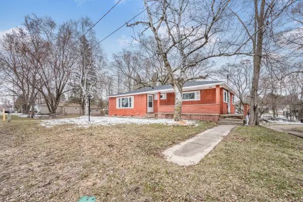 Big Rapids, MI 49307,810 Henderson ST