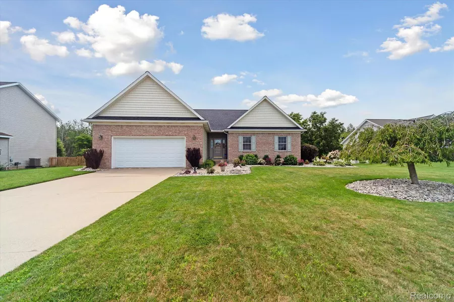 6423 Savanna WAY, Holt, MI 48842