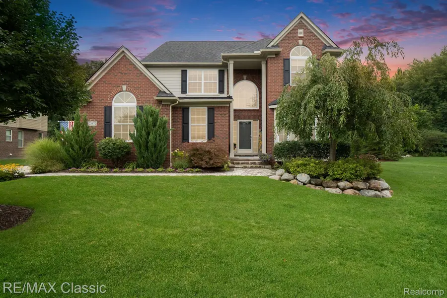 23472 MILLWOOD, South Lyon, MI 48178