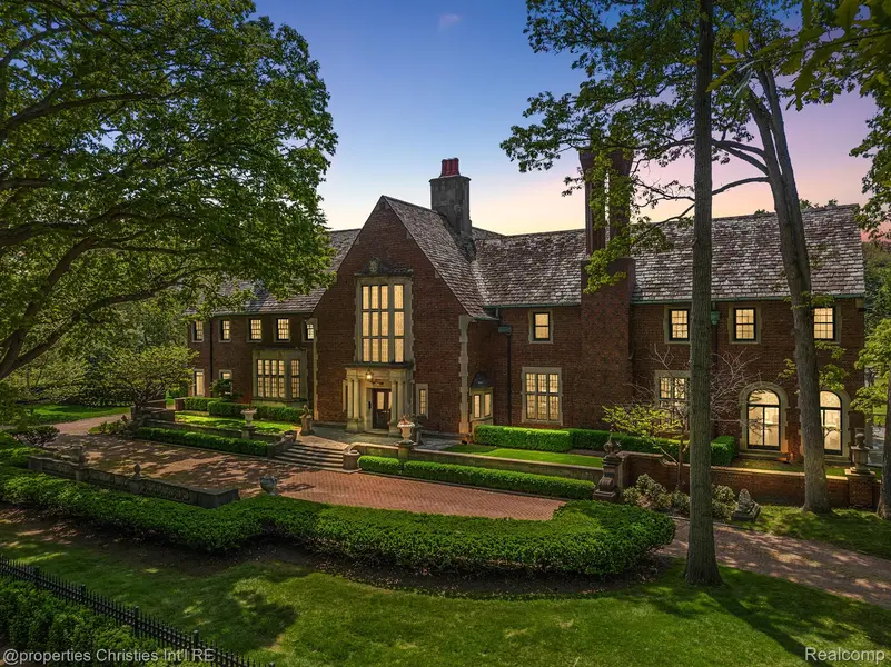 1771 BALMORAL DR, Detroit, MI 48203