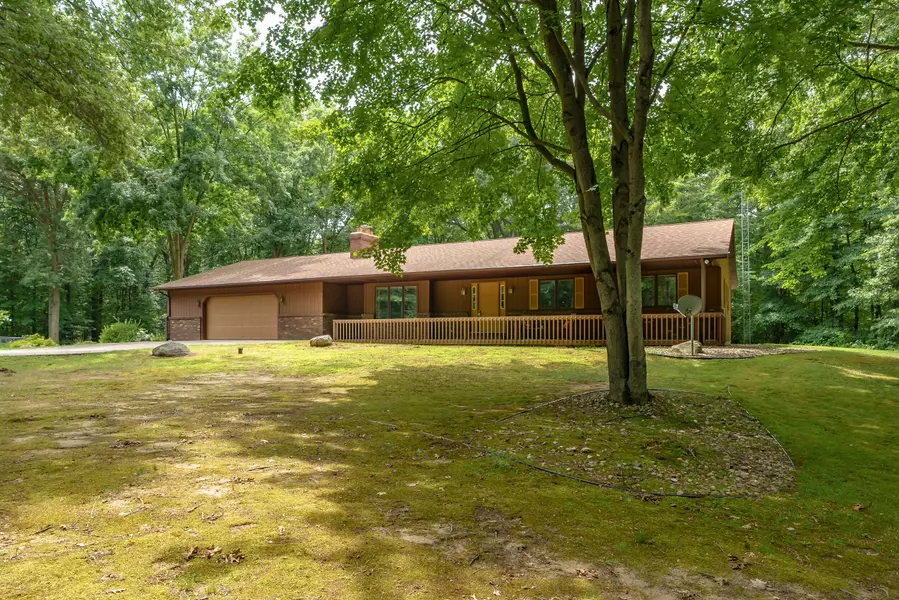 32259 28th AVE, Gobles, MI 49055