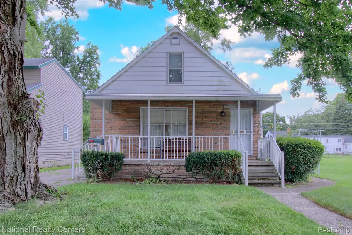 Redford, MI 48239,15567 WINSTON