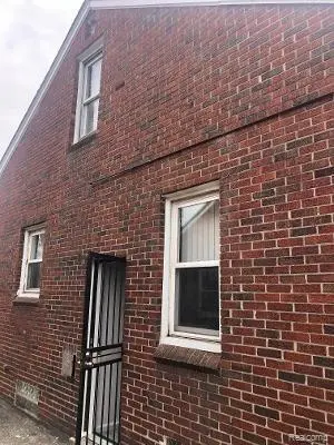 Detroit, MI 48204,8337 WYOMING ST